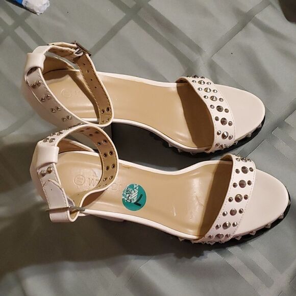 WILD DIVA Lounge woman Heel Sandal 7.5 - Picture 2 of 8